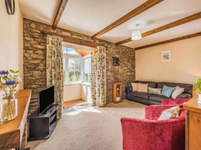 Sea View - Uk38208